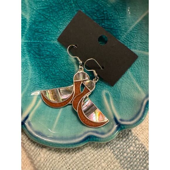 Beautiful Mexican sterling silver with shell inlay. Absolutely beautiful. - Picture 5 of 6